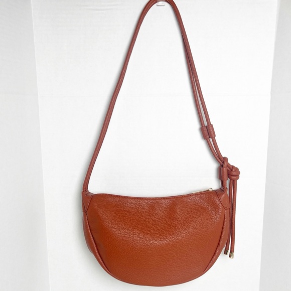 •MALI + LILI• Anthropologie The Aria Convertible Sling Bag in Cognac Brown Vegan - Picture 3 of 14